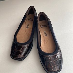 Clark’s Black/Brown Crocodile Look Shoes